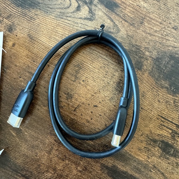 Open Box, Never Used. Amazon Basics HDMI Cable - Picture 3 of 3